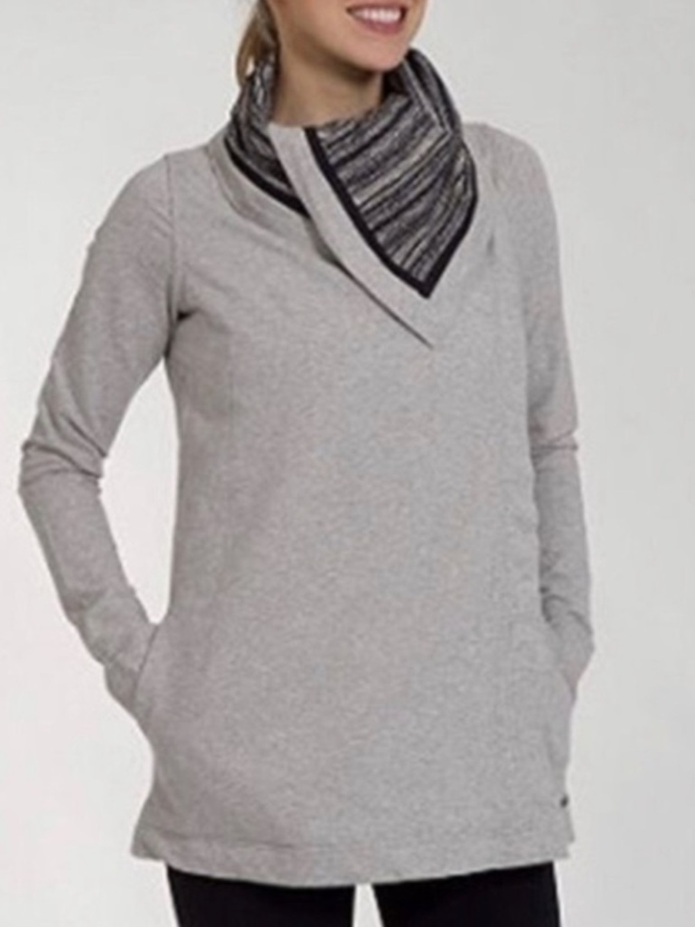 lululemon athletica Savasana Wrap Light Gray Cowl Neck Tunic Sweater RARE